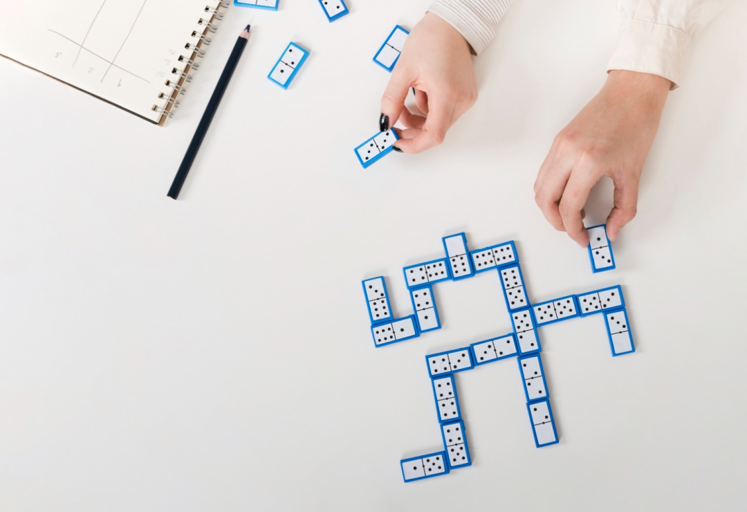 How to Play Dominoes Like a Pro